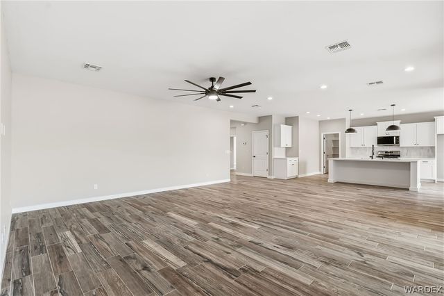 2935 Sidewheel Drive, Bullhead City, AZ 86429