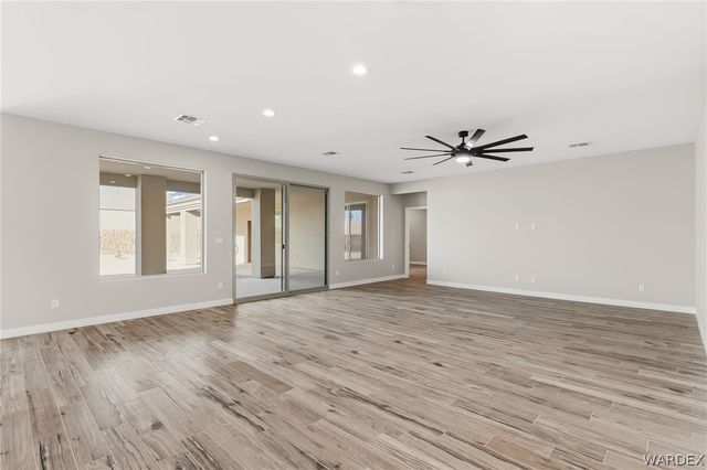 2935 Sidewheel Drive, Bullhead City, AZ 86429