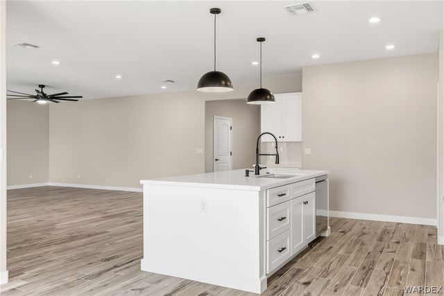 2935 Sidewheel Drive, Bullhead City, AZ 86429