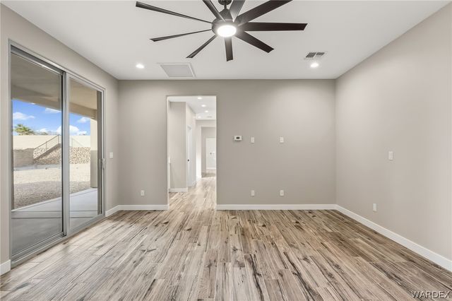 2935 Sidewheel Drive, Bullhead City, AZ 86429