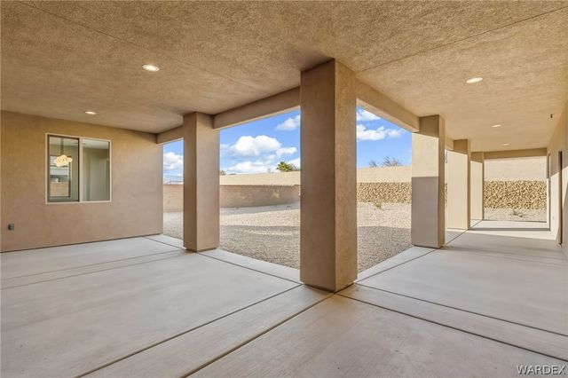 2935 Sidewheel Drive, Bullhead City, AZ 86429