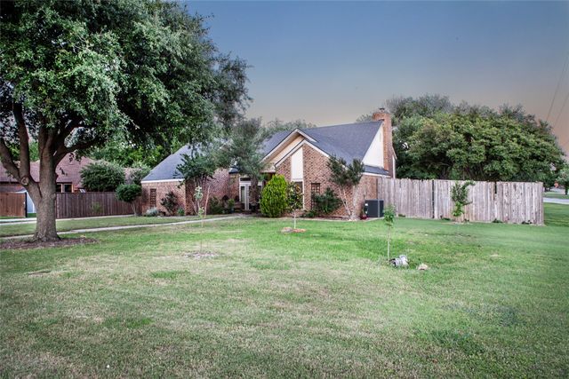 810 Highland Hills Lane, Highland Village, TX 75077