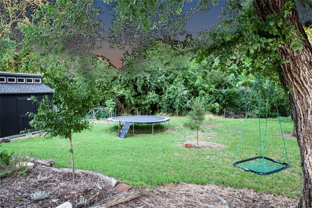810 Highland Hills Lane, Highland Village, TX 75077