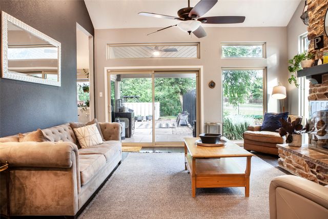 810 Highland Hills Lane, Highland Village, TX 75077