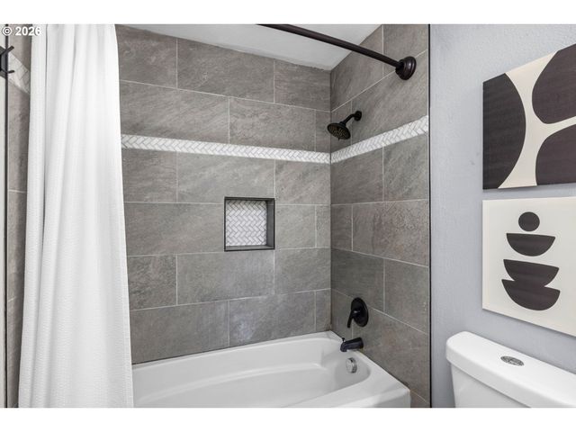 5529 Se 68TH Ave, Portland, OR 97206