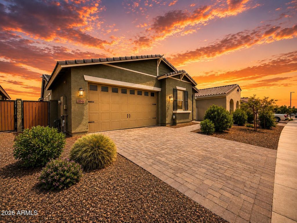 19948 W ROMA Avenue, Litchfield Park, AZ 85340 — photo 2