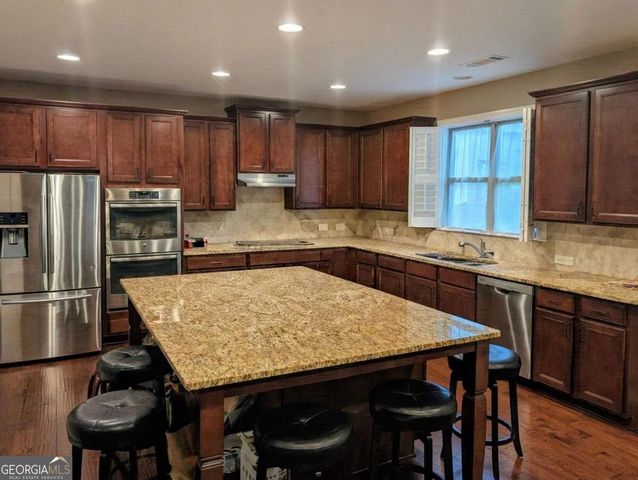 4083 Roberts Crest Drive, Suwanee, GA 30024