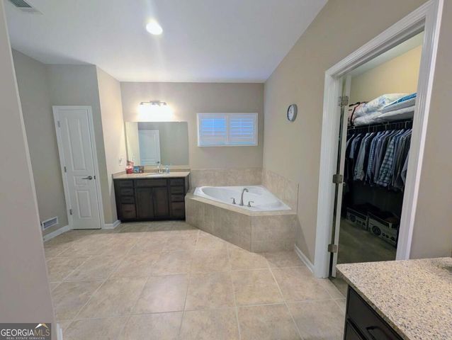 4083 Roberts Crest Drive, Suwanee, GA 30024