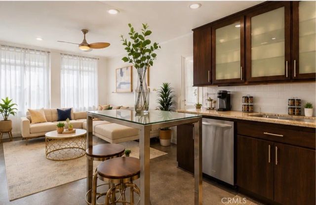 140 Linden 615, Long Beach, CA 90802