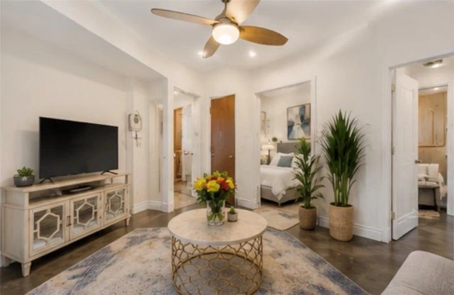 140 Linden 615, Long Beach, CA 90802