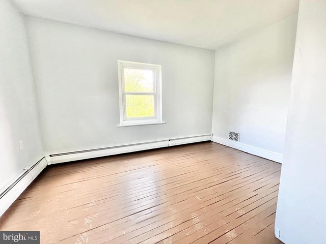 1310 HAY RD, Temple, PA 19560