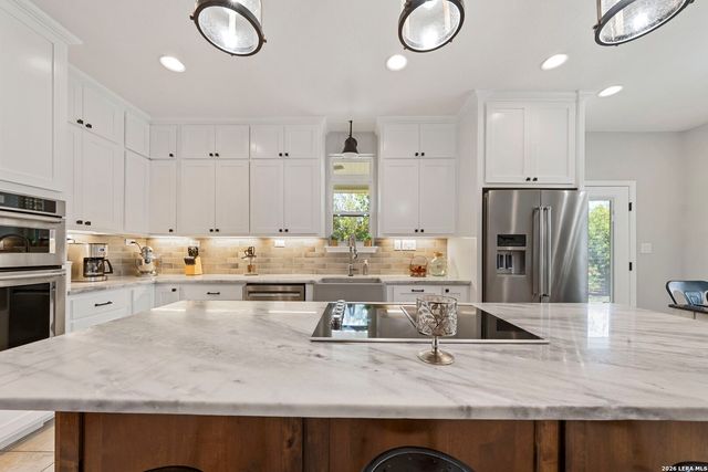 120 magnolia, La Vernia, TX 78121