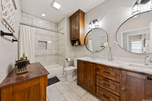 120 magnolia, La Vernia, TX 78121