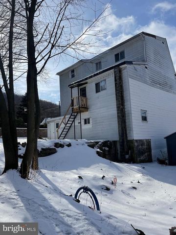 14 N 2ND ST, Girardville, PA 17935
