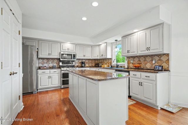 1600 Saratoga Trace, Goshen, KY 40026