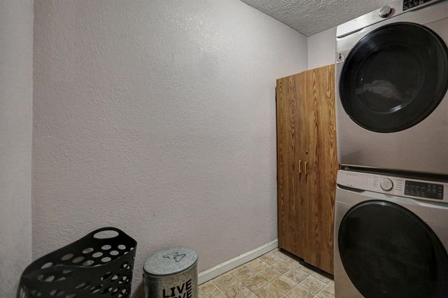 1027 E Wabash Ave, Spokane, WA 99207