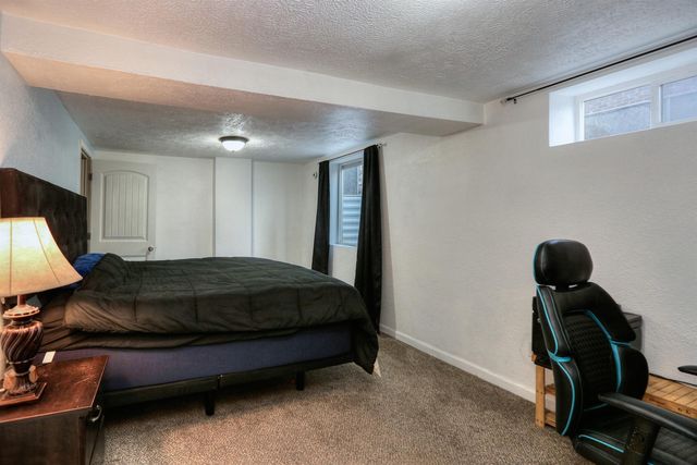 1027 E Wabash Ave, Spokane, WA 99207