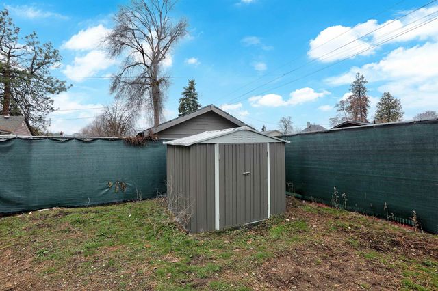 1027 E Wabash Ave, Spokane, WA 99207