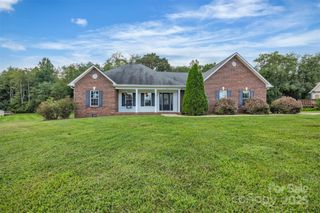 66 Rachels Lane, Taylorsville, NC 28681
