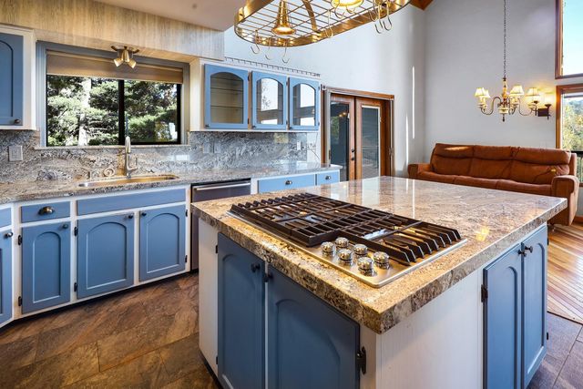 6612 Michel, Mountain Ranch, CA 95246