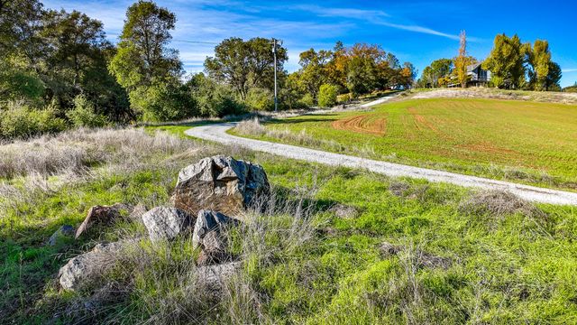 6612 Michel, Mountain Ranch, CA 95246