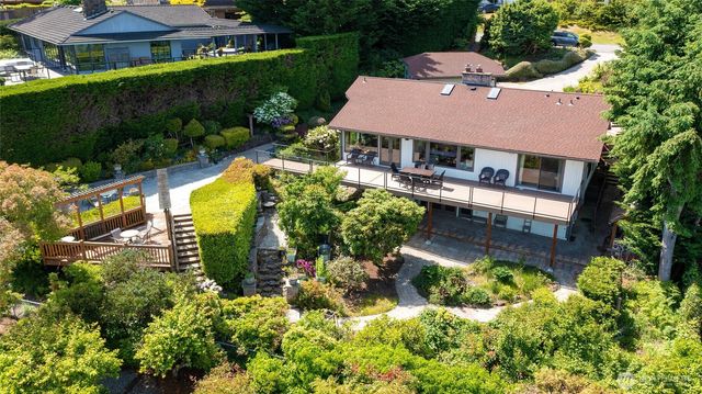 2820 169th Avenue SE, Bellevue, WA 98008