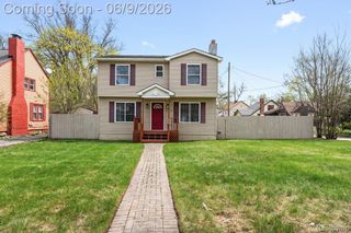 3260 Sashabaw Road, Waterford, MI 48329