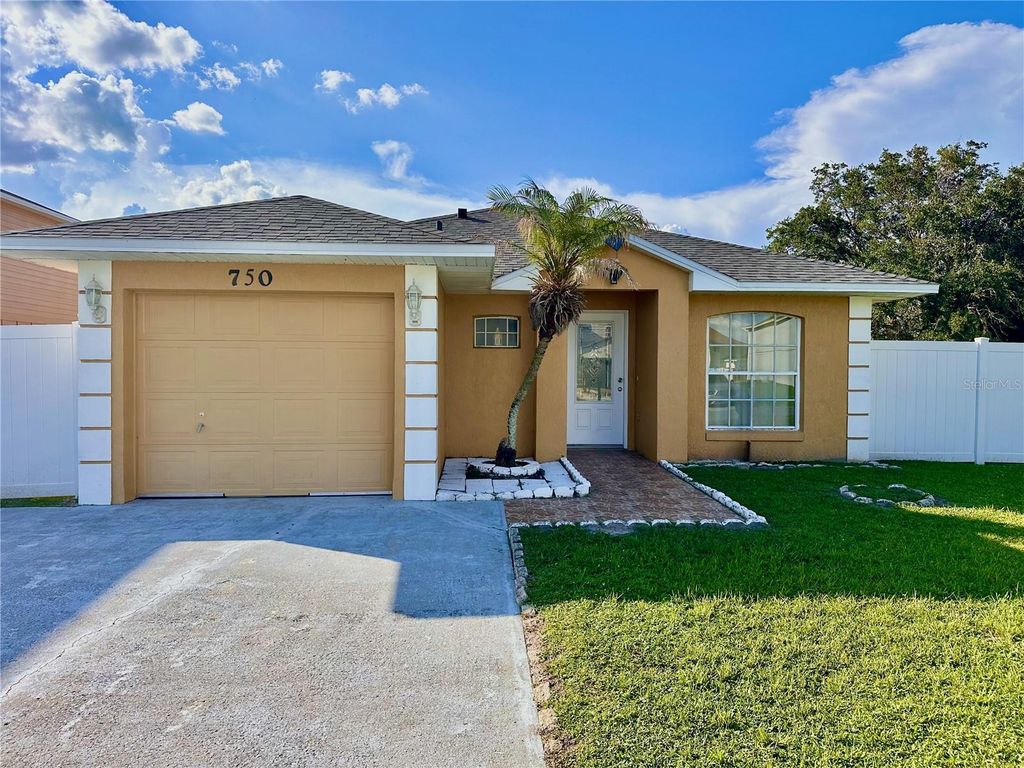 750 PELICAN COURT, Kissimmee, FL 34759