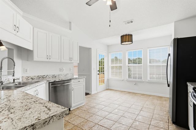 234 W Pheasant Hill Drive, Duncan, SC 29334
