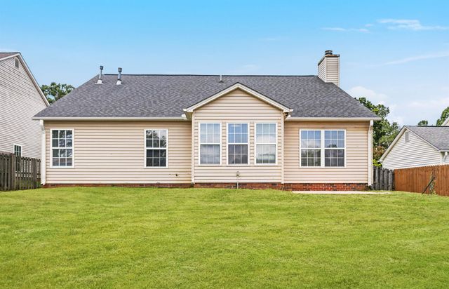 234 W Pheasant Hill Drive, Duncan, SC 29334