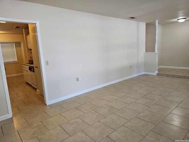 11518 OLD MANSE ST, San Antonio, TX 78230
