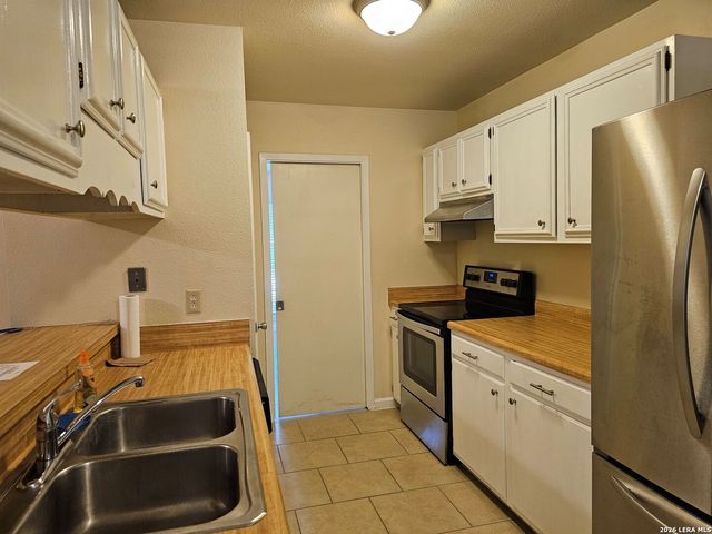 11518 OLD MANSE ST, San Antonio, TX 78230