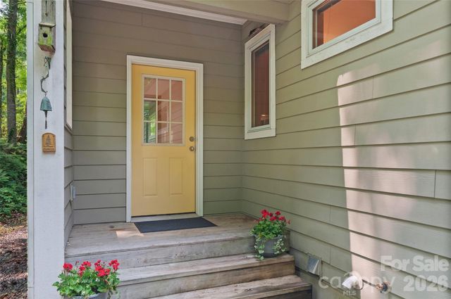 608 Brandywine Road, Waynesville, NC 28786