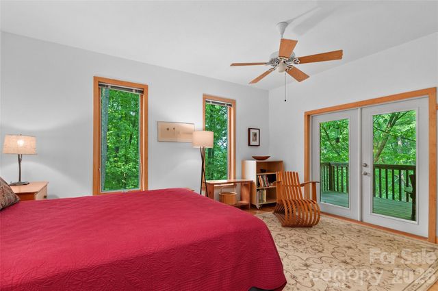 608 Brandywine Road, Waynesville, NC 28786
