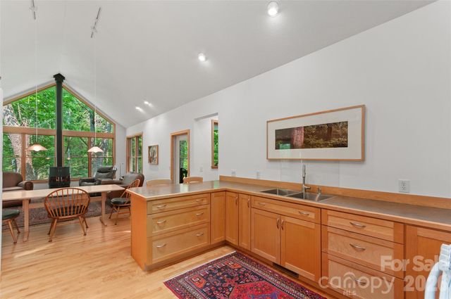 608 Brandywine Road, Waynesville, NC 28786