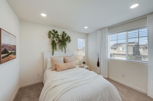 4008 Mercury Ln, Roseville, CA 95747