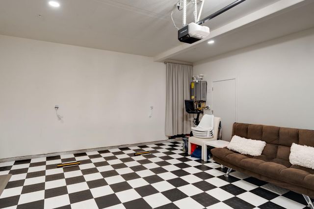 4008 Mercury Ln, Roseville, CA 95747