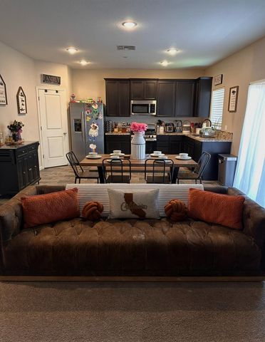 1435 Battlement Dr, Stockton, CA 95206