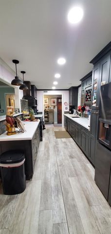 1702 Meadow Ave, Stockton, CA 95207