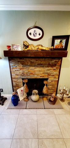 1702 Meadow Ave, Stockton, CA 95207