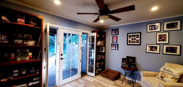 1702 Meadow Ave, Stockton, CA 95207