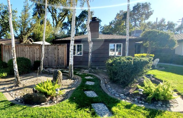 1702 Meadow Ave, Stockton, CA 95207