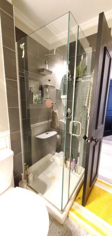 1702 Meadow Ave, Stockton, CA 95207