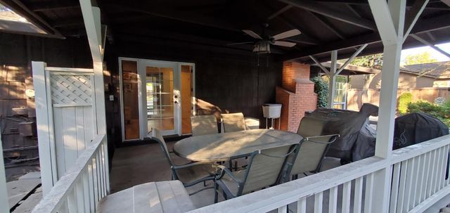 1702 Meadow Ave, Stockton, CA 95207