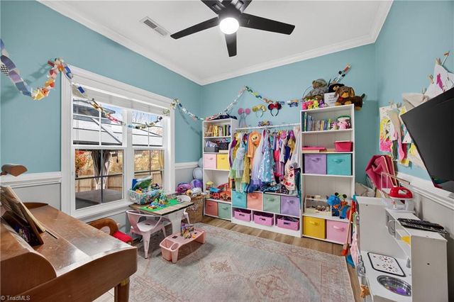 5217 Belews Creek Road, Walkertown, NC 27051