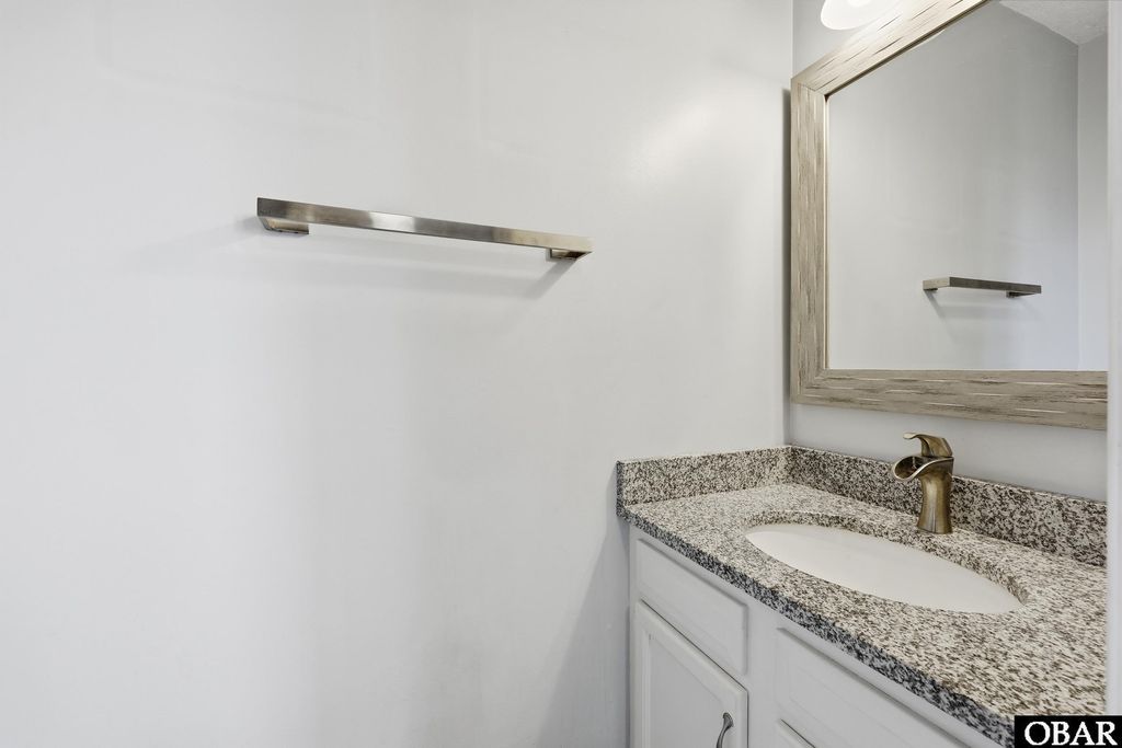 Image 12 of property listing at 123 Georgetown Sands Rd Unit 19, Duck, NC 27949