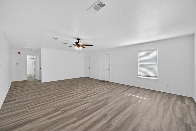 412 Susan Drive, Kennedale, TX 76060