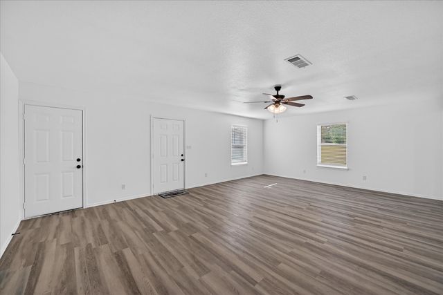 412 Susan Drive, Kennedale, TX 76060