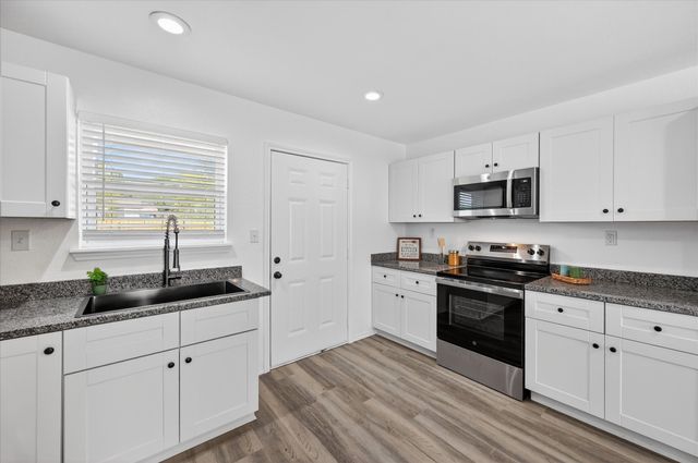 412 Susan Drive, Kennedale, TX 76060