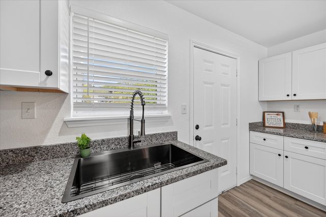 412 Susan Drive, Kennedale, TX 76060